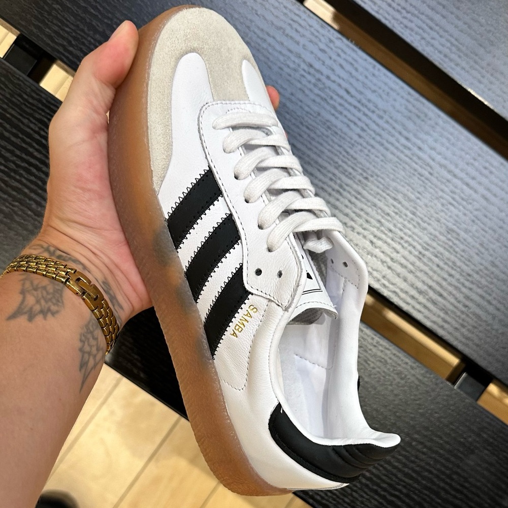 Adidas women’s White and Black Sneakers with Gum Sole women’s size 10.5